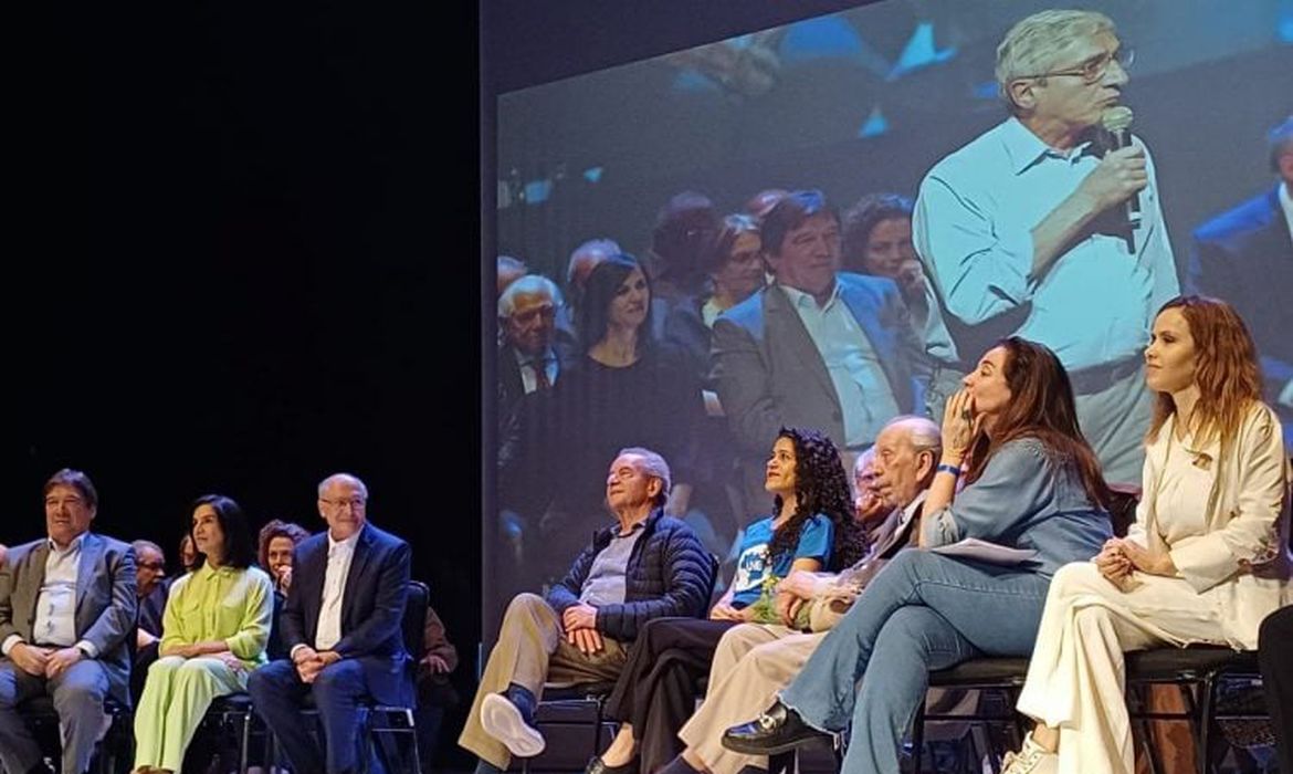 OAB Barro Preto - Ato em SP condena anistia e defende democracia e soberania nacional