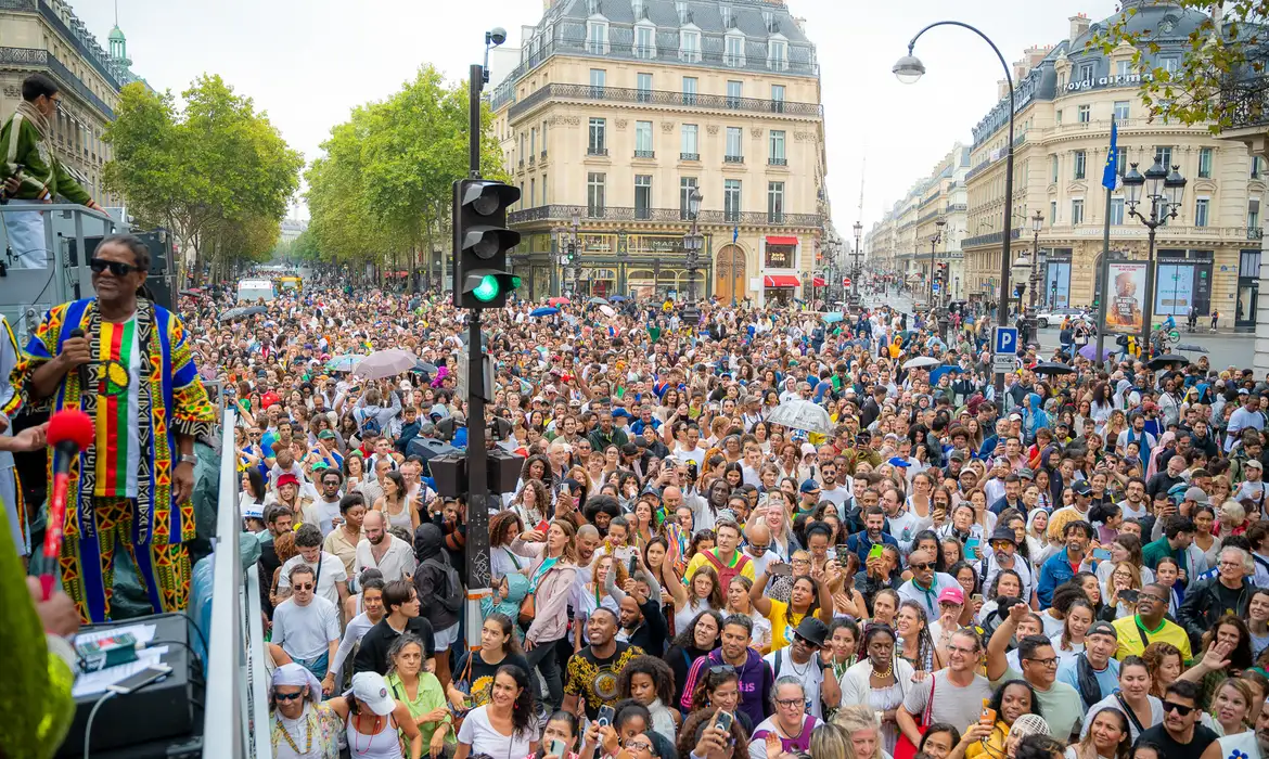 OAB Barro Preto - Cultura afro-brasileira é celebrada em Paris com Lavagem de Madeleine