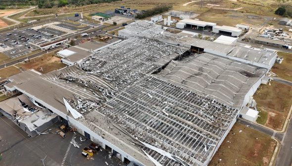 Toyota suspende produção no país após chuva destruir fábrica em SP