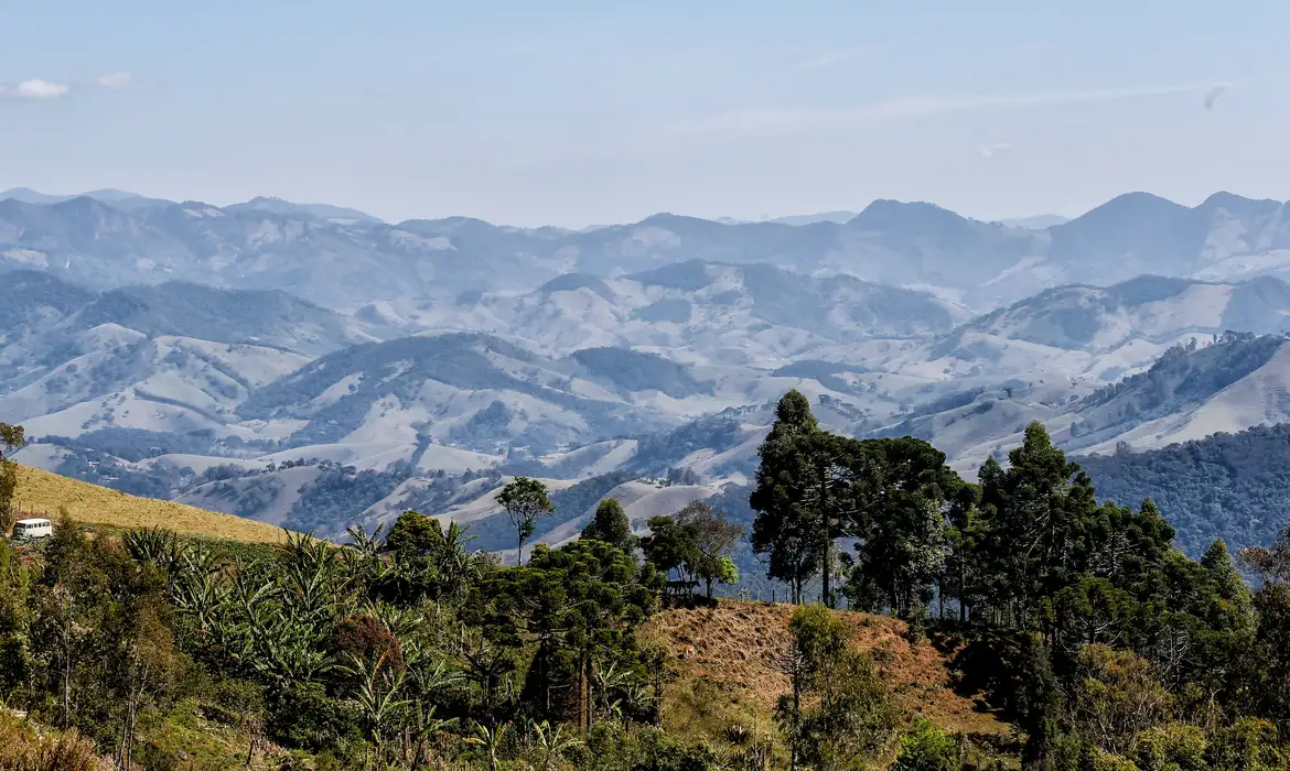 OAB Barro Preto - Museu Carde lança revista cultural dedicada à Serra da Mantiqueira