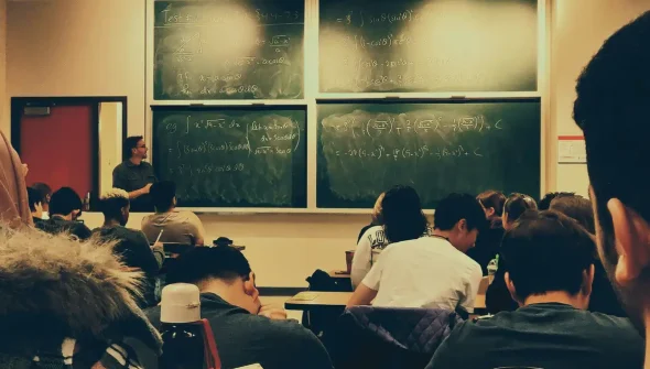 Pé-de-Meia: nascidos em novembro e dezembro recebem 6ª parcela