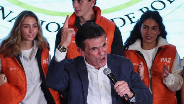 Rodrigo Paz é eleito presidente da Bolívia em meio a crise econômica