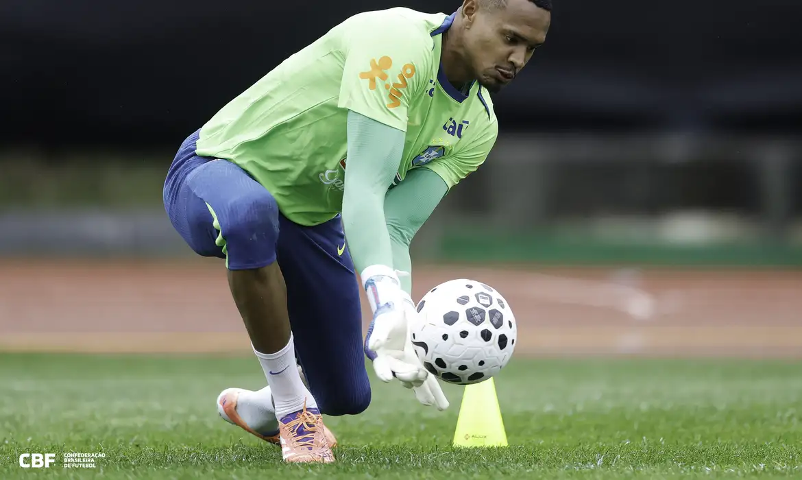 OAB Barro Preto - Goleiro John diz que primeira convocação para a seleção é um sonho