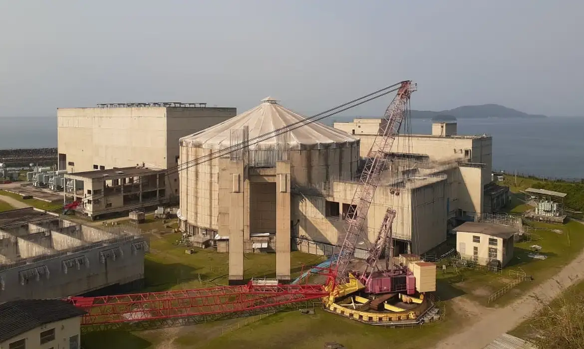 OAB Barro Preto - Angra 3: obra parada gera custo anual de quase R$ 1 bilhão