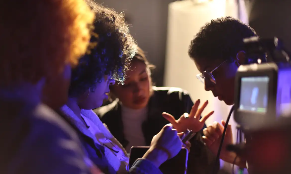 OAB Barro Preto - Projeto Meninas Negras na Ciência, da Fiocruz, tem inscrições abertas