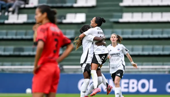 Com técnica brasileira, Colo Colo vai à semi da Libertadores Feminina