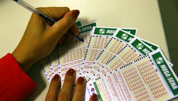 Mega-Sena sorteia nesta quinta prêmio acumulado em R$ 7,5 milhões