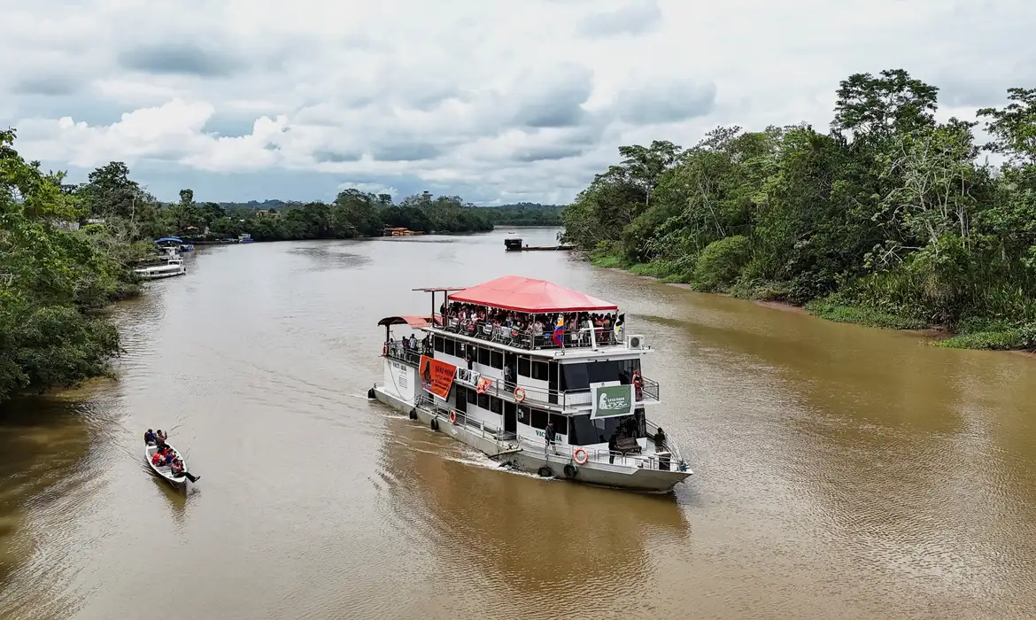 OAB Barro Preto - Flotilha Yaku Mama chega à COP30 com demandas de povos indígenas