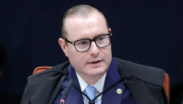 Zanin autoriza julgar ação que acusa deputados do PL de corrupção