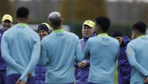 Ancelotti começa a esboçar equipe para amistoso contra o Senegal