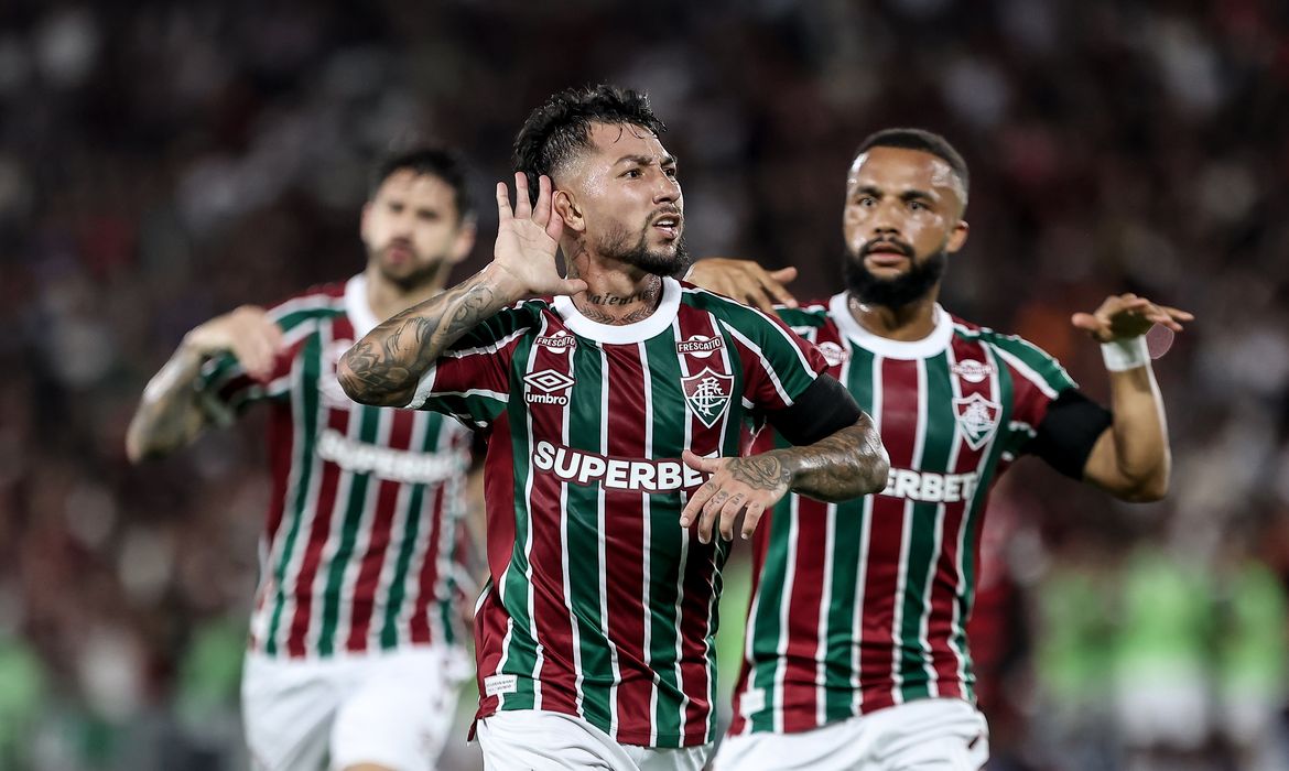 OAB Barro Preto - Em um clássico movimento, Fluminense derrota Flamengo no Maracanã