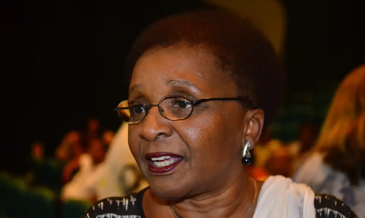 OAB Barro Preto - Com lentes e voz, mostra revisita trajetória de Luiza Bairros