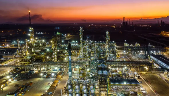 Justiça suspende novos licenciamentos no antigo Comperj