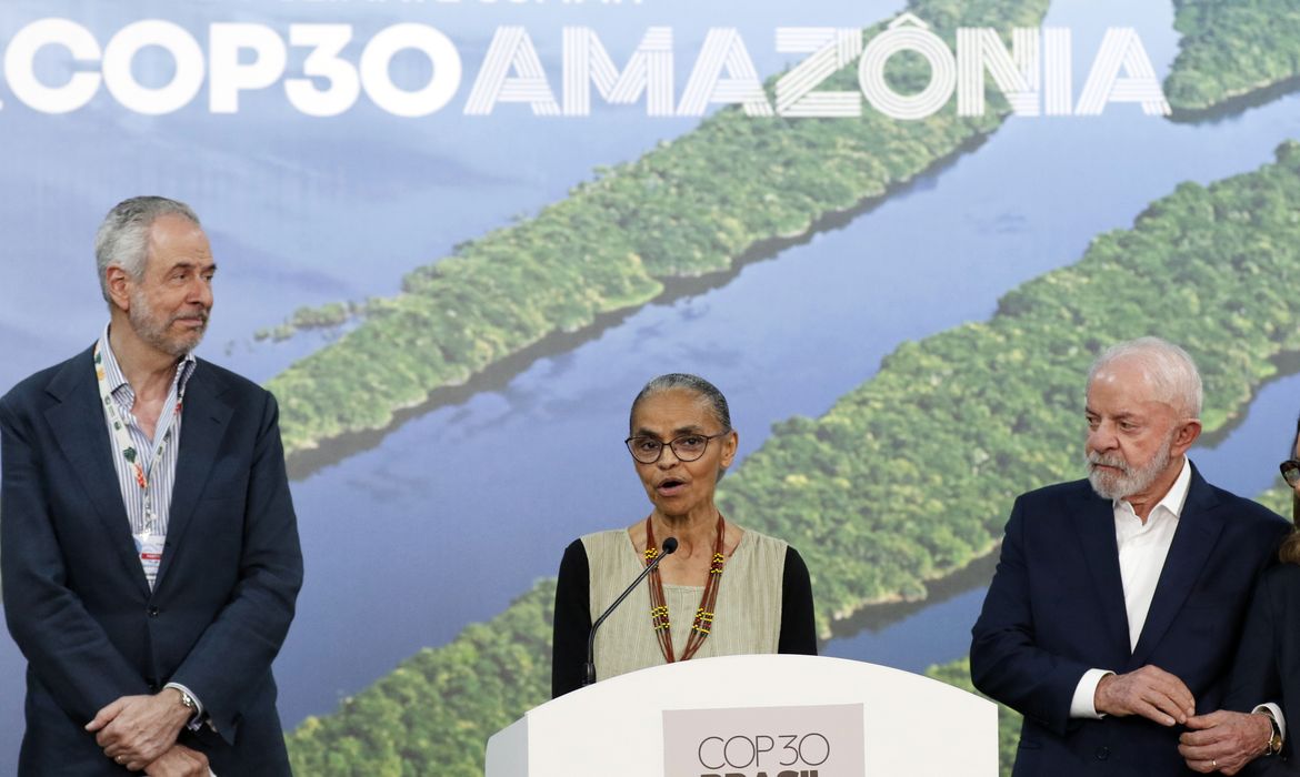 OAB Barro Preto - Alemanha dará 1 bilhão de euros para florestas tropicais, diz Marina