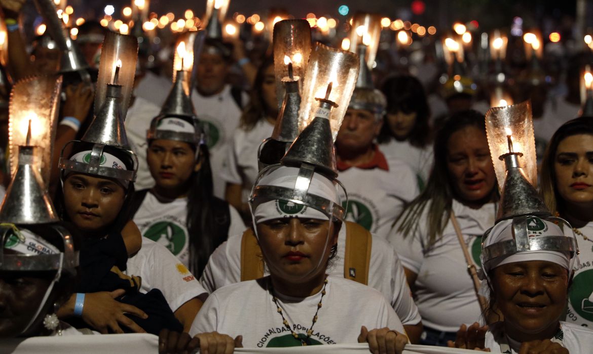 OAB Barro Preto - Extrativistas marcham na COP por reconhecimento na proteção florestal