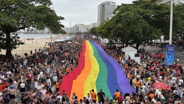 Parada do Orgulho LGBTI+ do Rio celebra 30 anos e reforça visibilidade