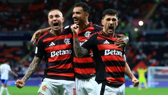 Flamengo enfrenta PSG em busca do título da Copa Intercontinental