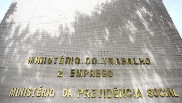 Secretário-executivo do Ministério da Previdência tem prisão decretada