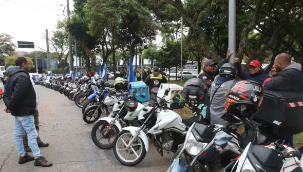 Governo cria grupo para debater direitos de entregadores por app