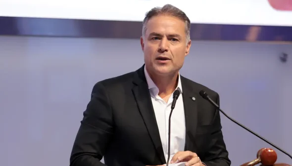 Ministro dos Transportes prevê 14 leilões rodoviários no país em 2026