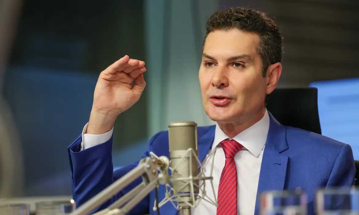 OAB Barro Preto - Governo federal vai investir R$ 4 bilhões em trens no Recife