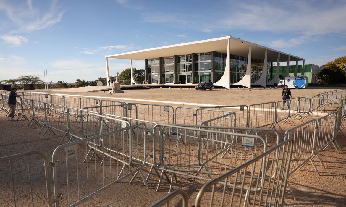 OAB Barro Preto - STF anula parte de investigação contra governador do Acre