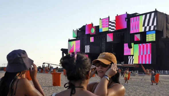 Copacabana já vive clima de expectativa para a festa da virada