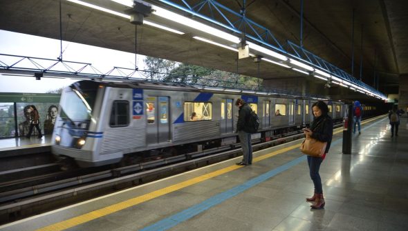 Governo de SP anuncia aumento nas passagens de metrô e de trens