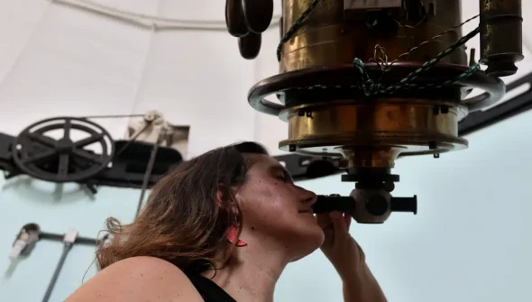 Produção científica brasileira volta a crescer em 2024