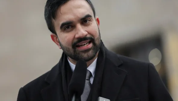 Prefeito de Nova York critica ato de guerra de Trump contra Venezuela