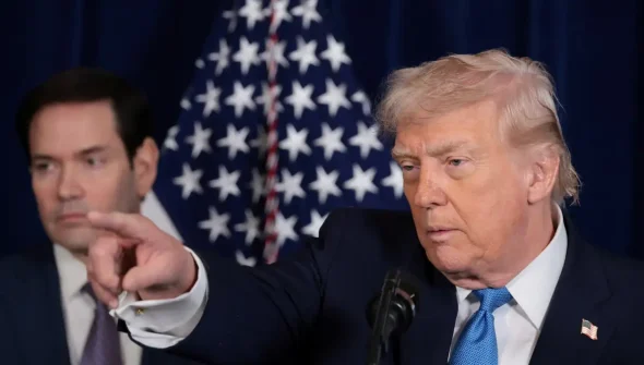 Trump indica diálogo com vice e descarta líder da oposição venezuelana