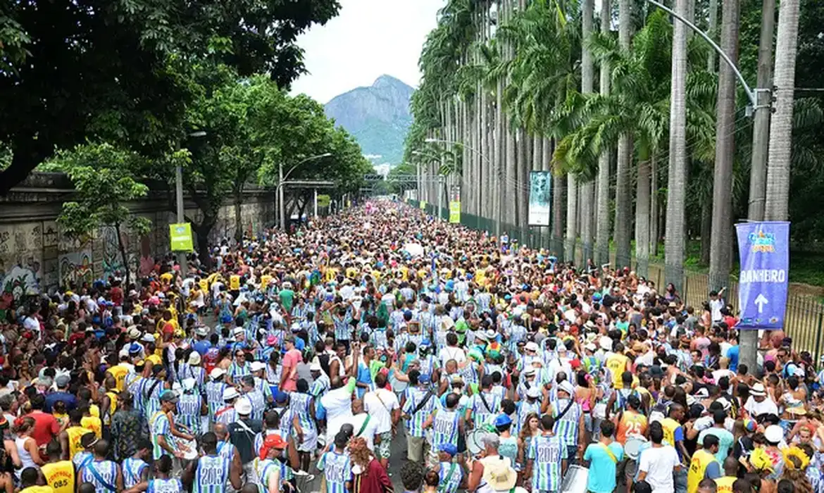 OAB Barro Preto - Suvaco do Cristo se despede do carnaval após 40 anos de desfile