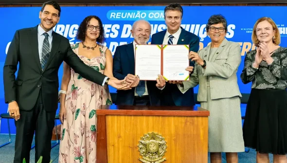 Decreto permite que faculdades comunitárias recebam recursos públicos