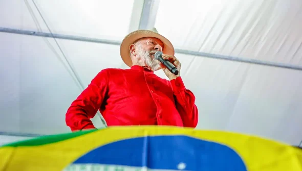 “Trump quer criar nova ONU”, diz Lula sobre Conselho de Paz