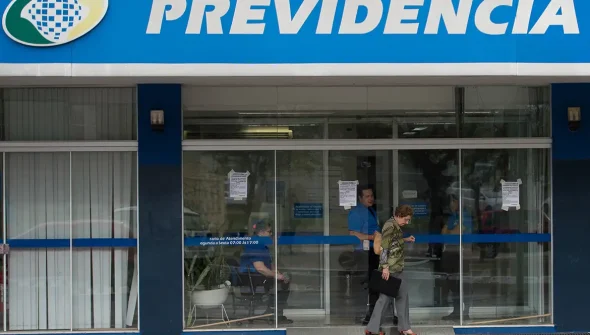 Agências do INSS abrem para atendimento extra neste sábado e domingo