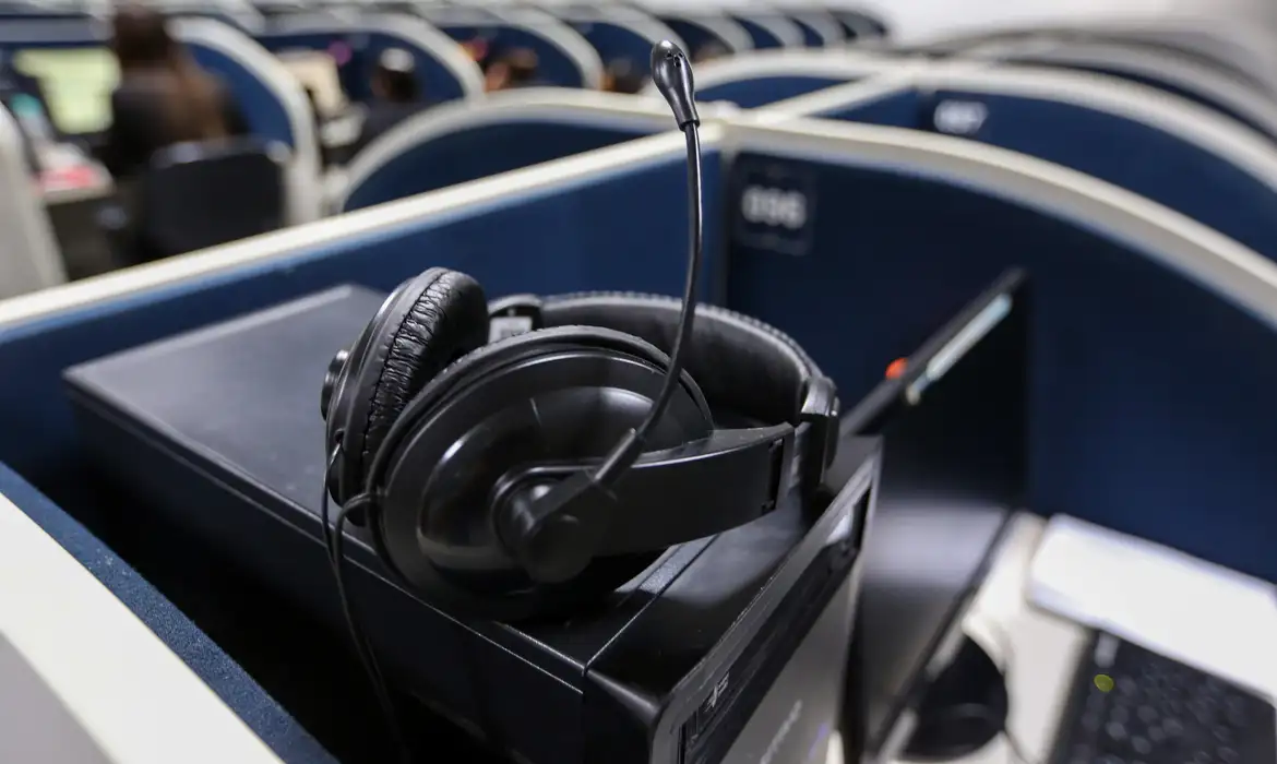 OAB Barro Preto - Decreto inclui Ligue 180 no Pacto Nacional Brasil contra o Feminicídio