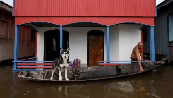 Cheia de rios amazônicos deixa 35 cidades em alerta e emergência