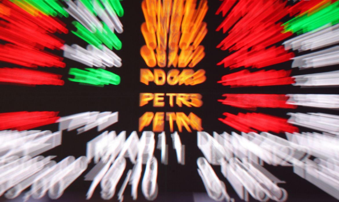 OAB Barro Preto - Bolsa bate recorde e aproxima-se dos 186 mil pontos