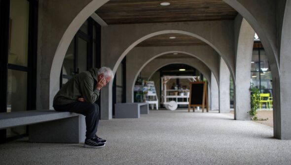 Alzheimer e outras demências são temas do Caminhos da Reportagem