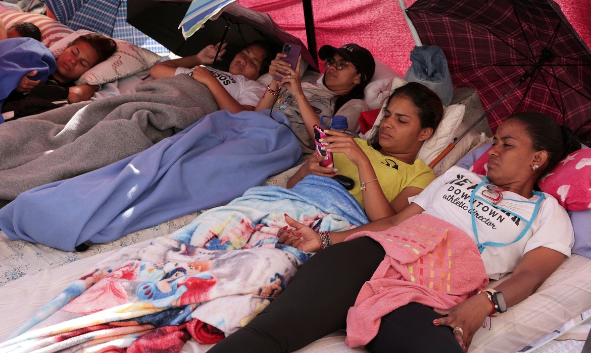 OAB Barro Preto - Familiares de presos políticos fazem greve de fome em Caracas