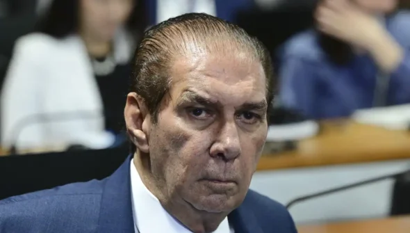 Senador Jader Barbalho tem alta hospitalar depois de 4 dias internado