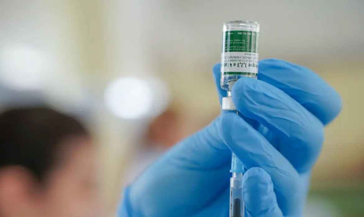 OAB Barro Preto - Equipes do SUS começam a receber vacina do Butantan contra a dengue