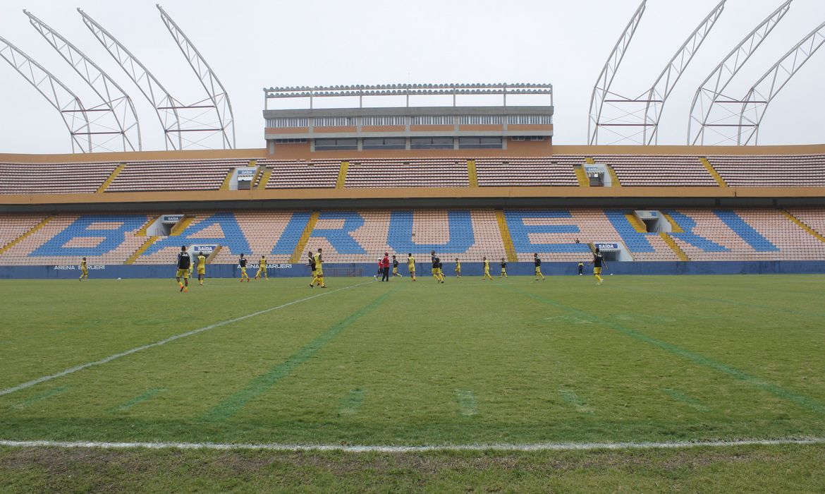 OAB Barro Preto - Palmeiras e Fluminense jogam nesta quarta; Rádio Nacional transmite