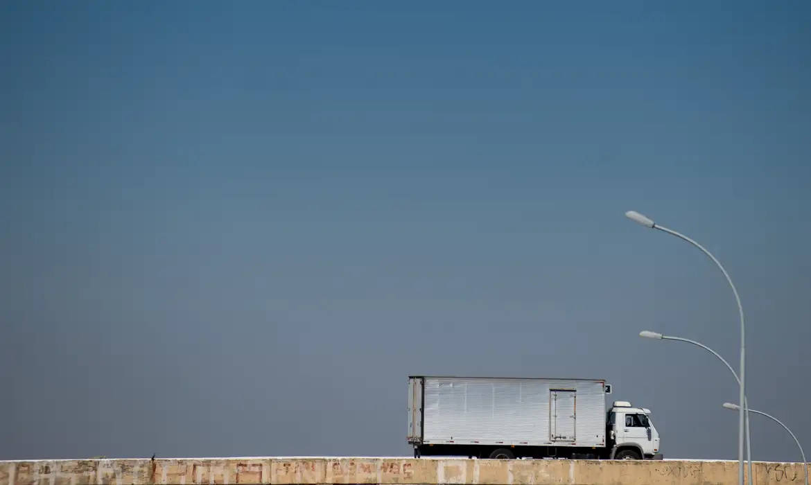 OAB Barro Preto - Move Brasil liberou quase R$ 2 bilhões para financiar caminhões