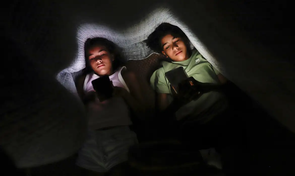 OAB Barro Preto - Consulta pública sugere regra variável para aferir idade na internet