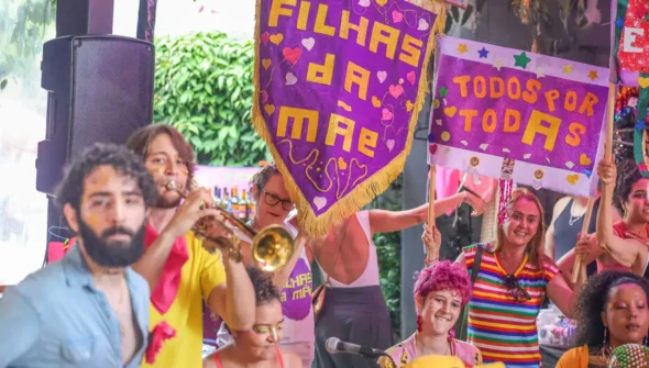 Carnaval: coletivos no DF encontram na folia caminho para autocuidado