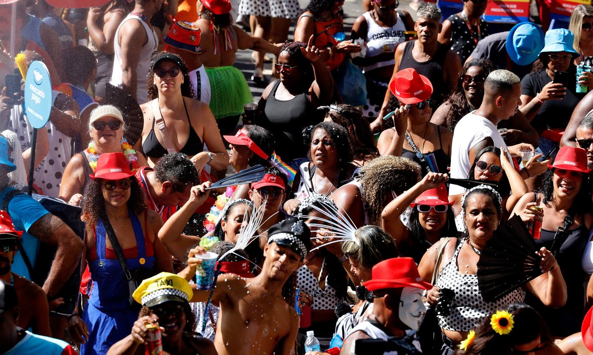 OAB Barro Preto - Carnaval 2026: veja programação de blocos no Rio neste sábado (14)