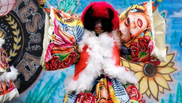 Mulheres bate-bolas, Brilhetes de Anchieta conquistam espaço na rua