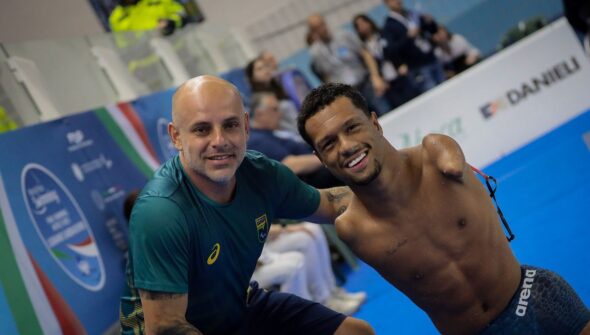 Gabrielzinho lidera natação paralímpica do Brasil no circuito mundial
