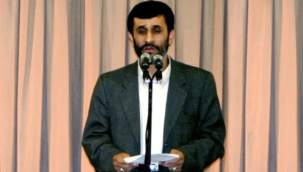Bombardeio a Teerã mata ex-presidente iraniano Mahmoud Ahmadinejad